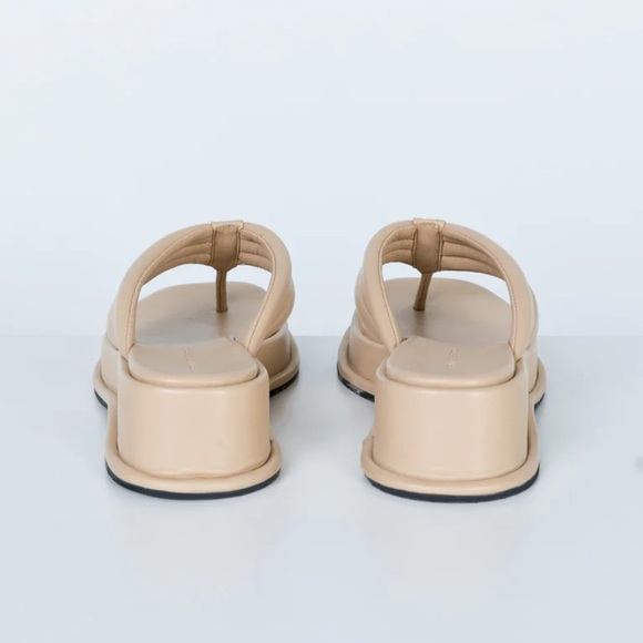 Princess Polly tan platform flip flops - Picture 11 of 14